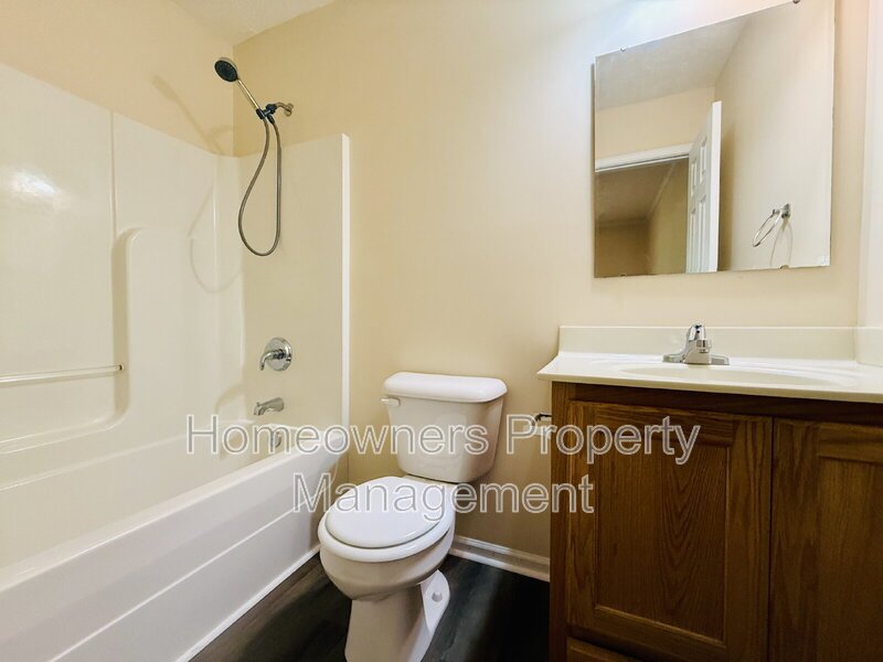 3332-C Kenmont Lane property image