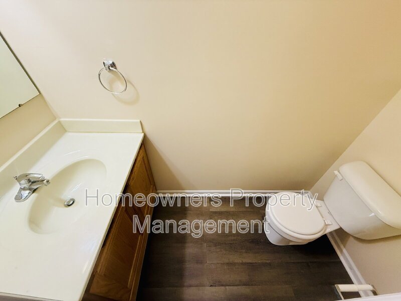 3332-C Kenmont Lane property image