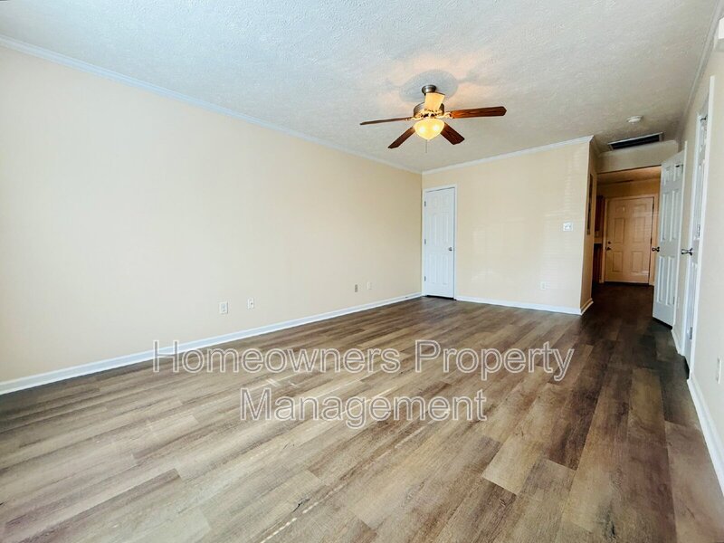 3332-C Kenmont Lane property image