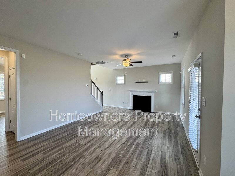 181 Chatfield Dr Raeford, NC property image