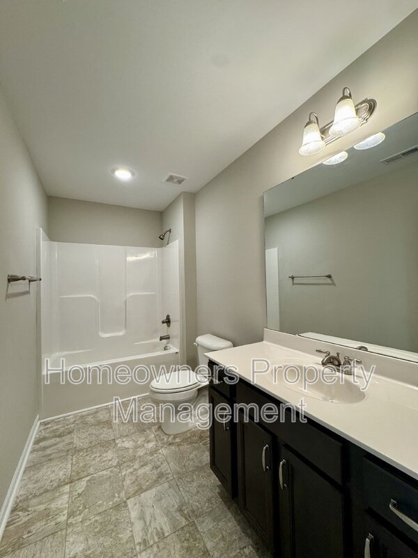 181 Chatfield Dr Raeford, NC property image