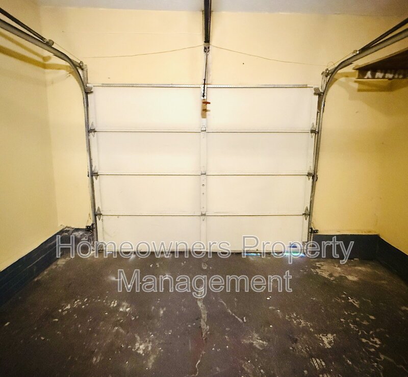 210 Tiverton Street property image