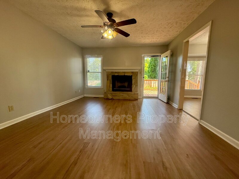 7136 Kearny Ave - Cozy Comfort Awaits! property image