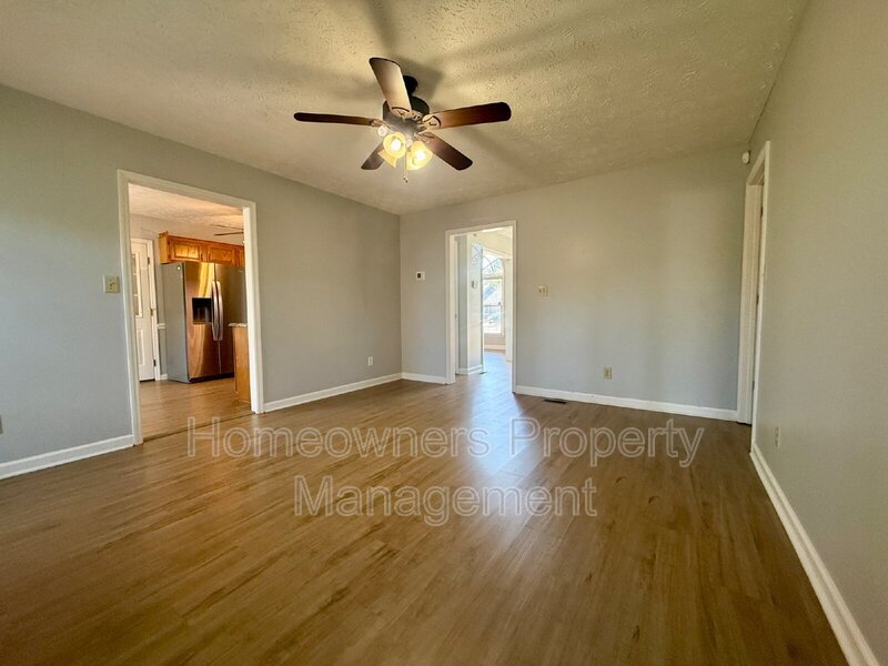 7136 Kearny Ave - Cozy Comfort Awaits! property image