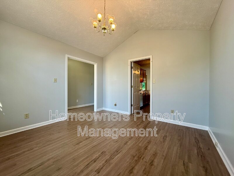 7136 Kearny Ave - Cozy Comfort Awaits! property image