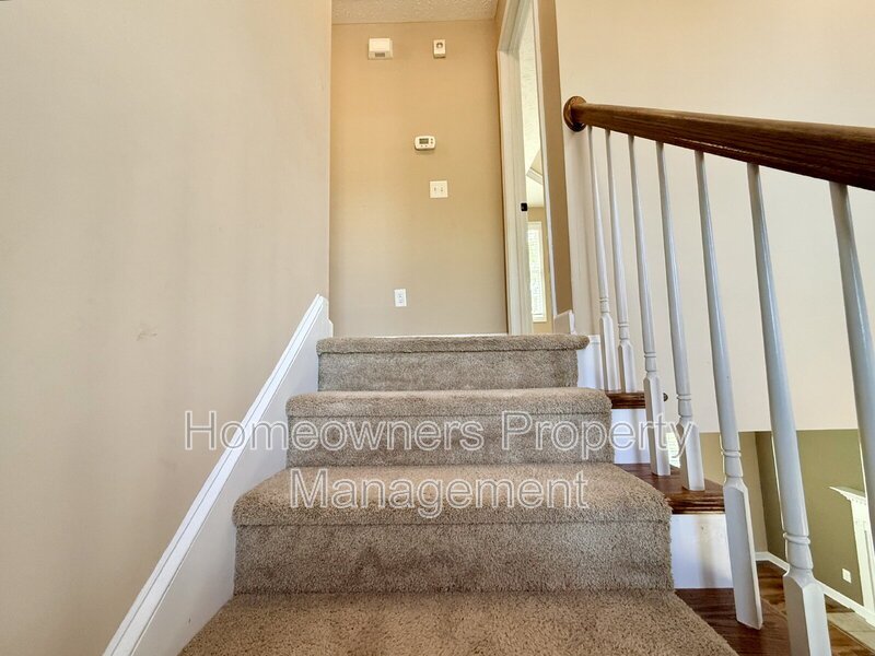 Charming 3-Bed Gem at 422 Jamestown Ave, Fayetteville! property image