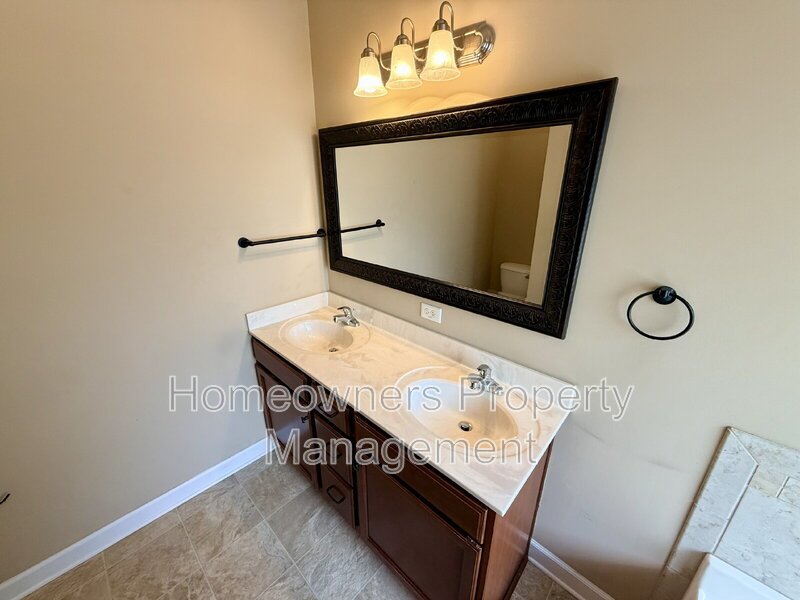 Charming 3-Bed Gem at 422 Jamestown Ave, Fayetteville! property image