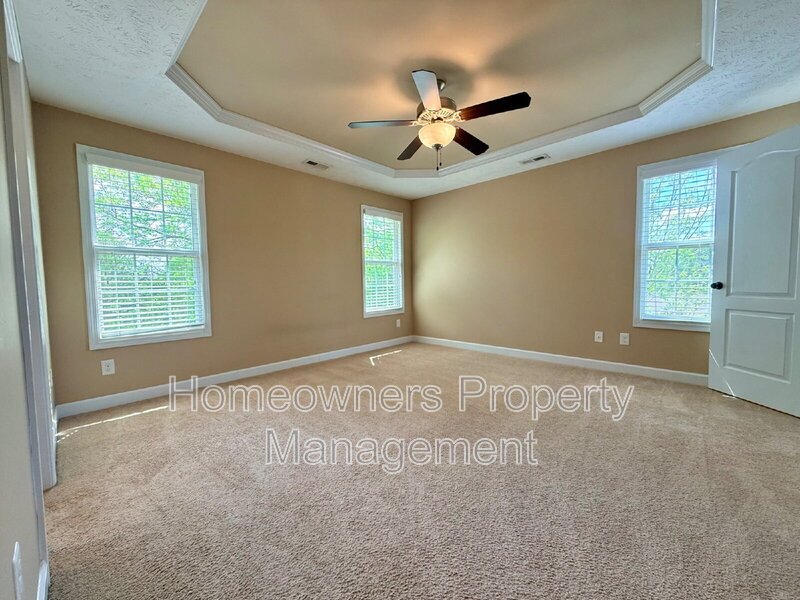 Charming 3-Bed Gem at 422 Jamestown Ave, Fayetteville! property image