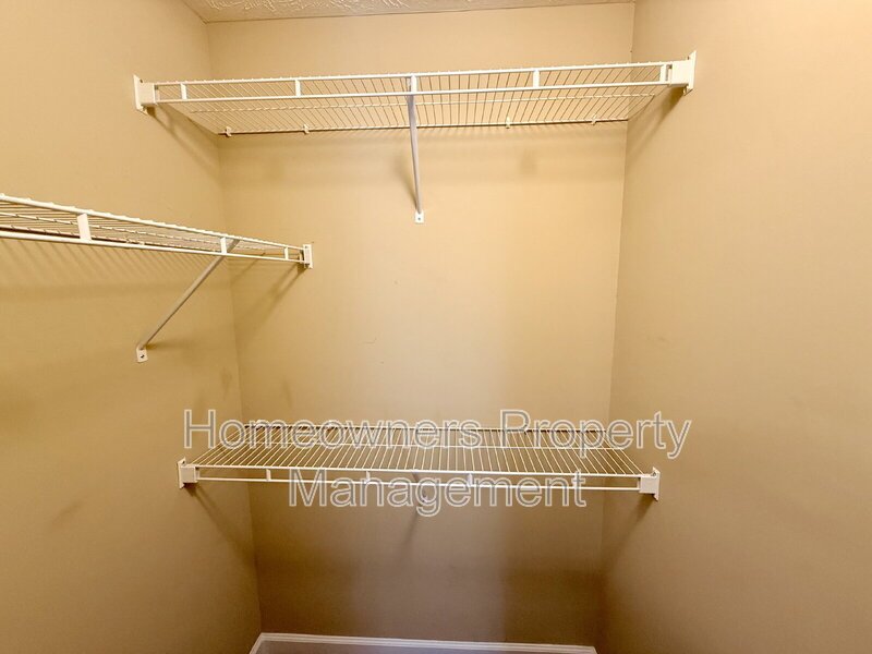Charming 3-Bed Gem at 422 Jamestown Ave, Fayetteville! property image