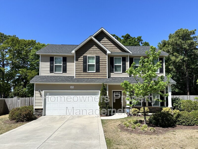 Discover Spacious Comfort: 4-Bedroom, 2.5-Bath Home at 1890 Frankie Avenue, Fayetteville! property image