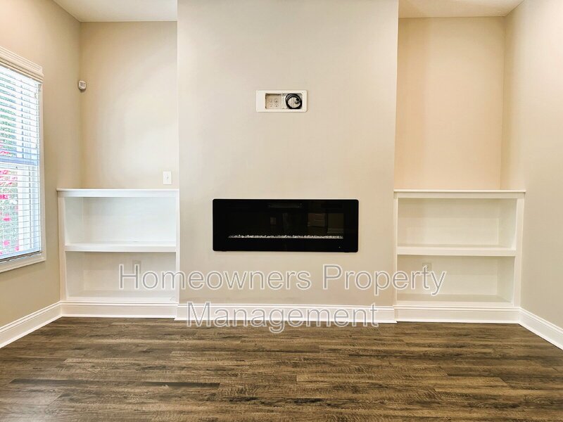 Discover Spacious Comfort: 4-Bedroom, 2.5-Bath Home at 1890 Frankie Avenue, Fayetteville! property image