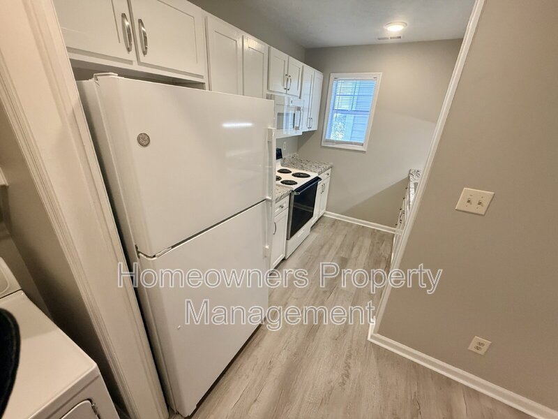 224-1 Waterdown Dr property image