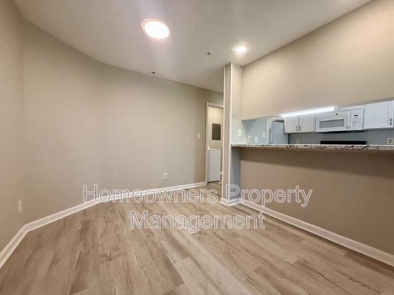 224-1 Waterdown Dr property image