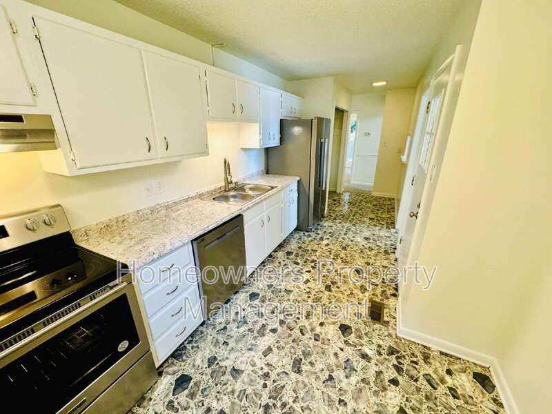 Charming 3-Bed, 2-Bath Haven at 1009 Louisburg Place, Fayetteville! property image