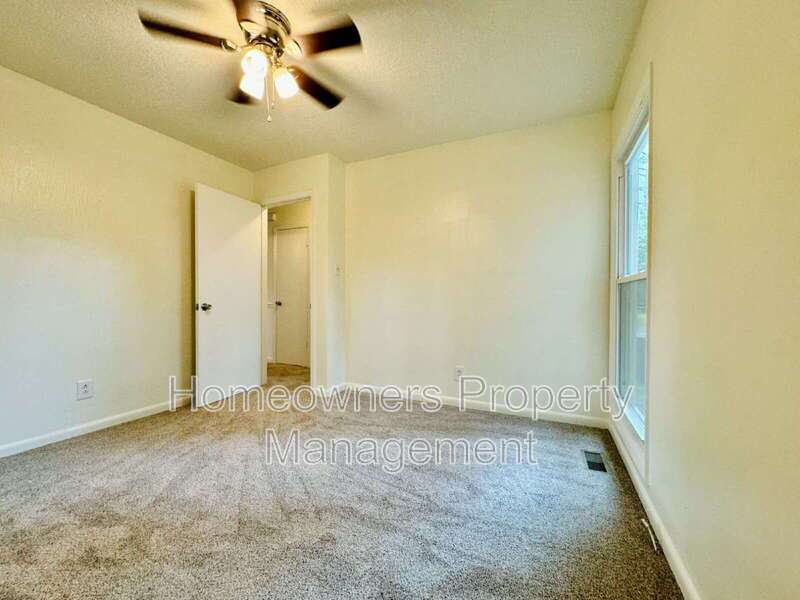 Charming 3-Bed, 2-Bath Haven at 1009 Louisburg Place, Fayetteville! property image