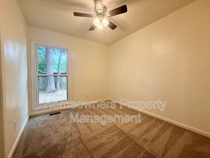 Charming 3-Bed, 2-Bath Haven at 1009 Louisburg Place, Fayetteville! property image