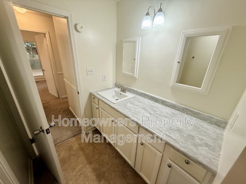 Charming 3-Bed, 2-Bath Haven at 1009 Louisburg Place, Fayetteville! property image