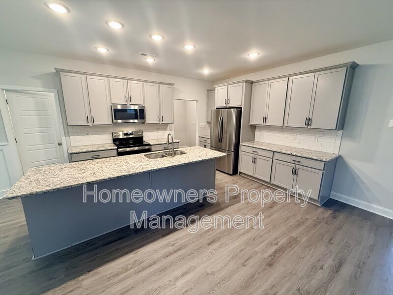 Charming 3-Bed Home with 2.5 Baths at 227 Flying Bolt Drive! property image