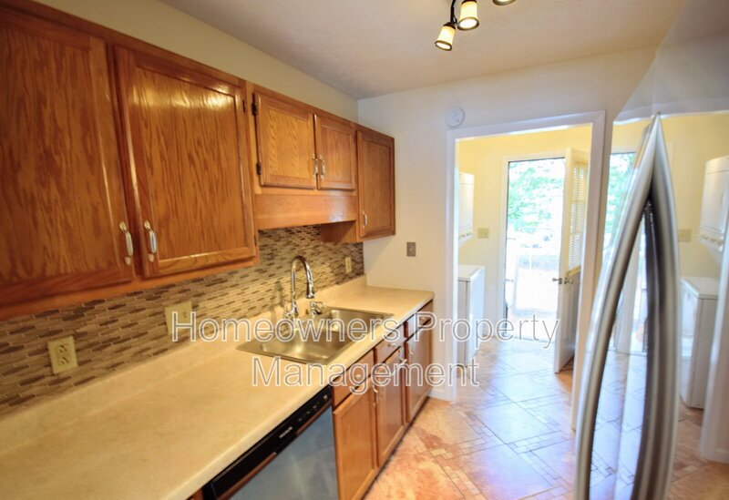 206 Villa Dr, Fayetteville! property image