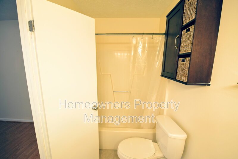 206 Villa Dr, Fayetteville! property image
