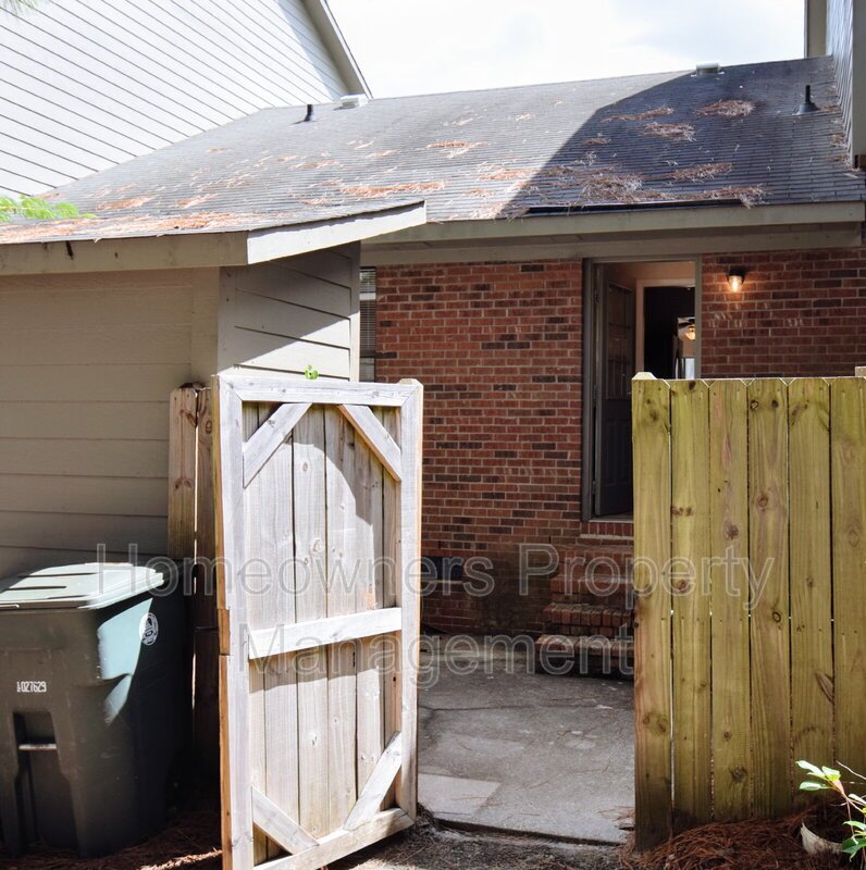 206 Villa Dr, Fayetteville! property image