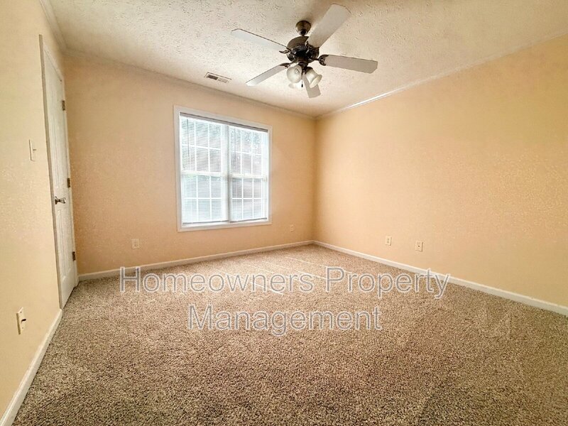 3332 Kenmont Lane Apt E-Hill Street Townhomes property image