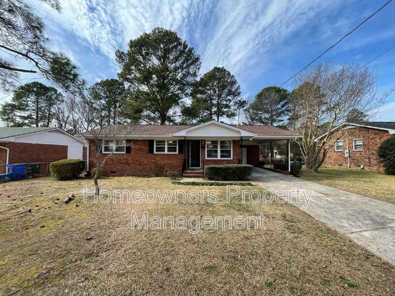 Cozy Living Awaits at 718 Dwain Dr! property image