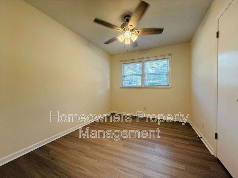 Cozy Living Awaits at 718 Dwain Dr! property image