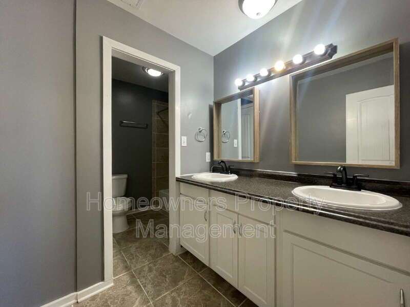 5713 Waterwood Dr property image