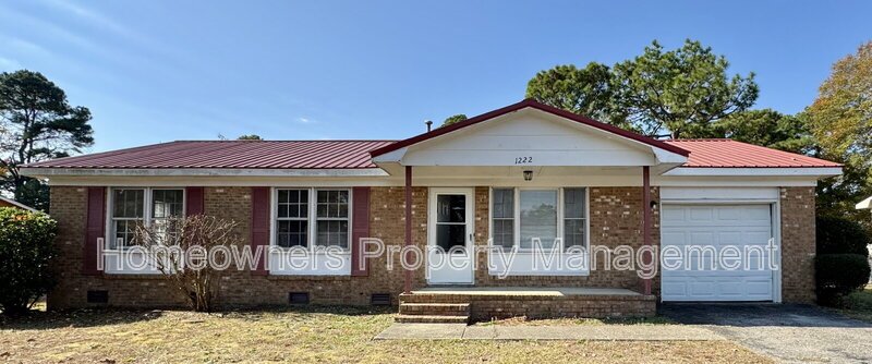 Charming 3-Bed, 2-Bath Gem in Fayetteville - 1222 Kienast Dr! property image