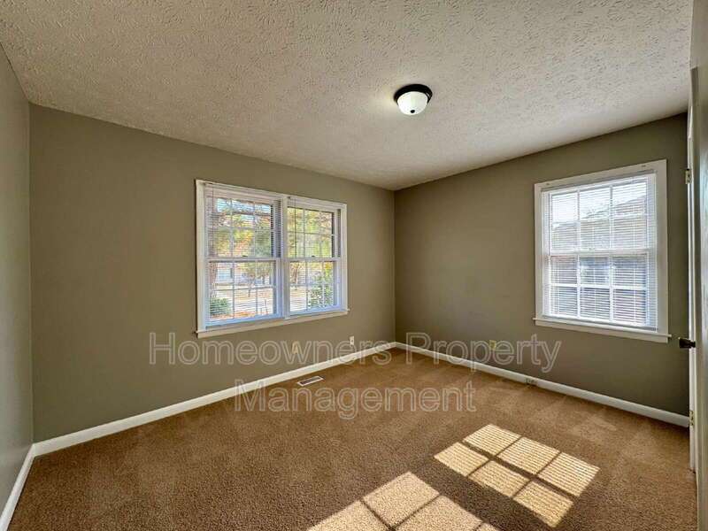 Charming 3-Bed, 2-Bath Gem in Fayetteville - 1222 Kienast Dr! property image