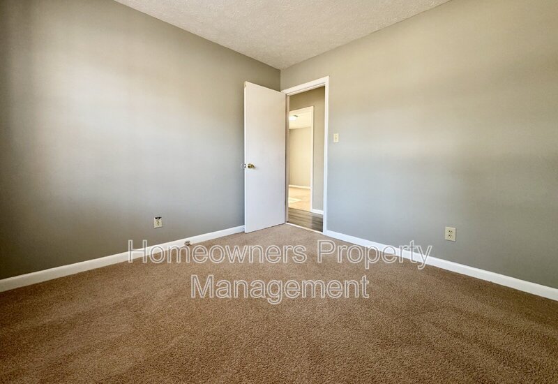 Charming 3-Bed, 2-Bath Gem in Fayetteville - 1222 Kienast Dr! property image