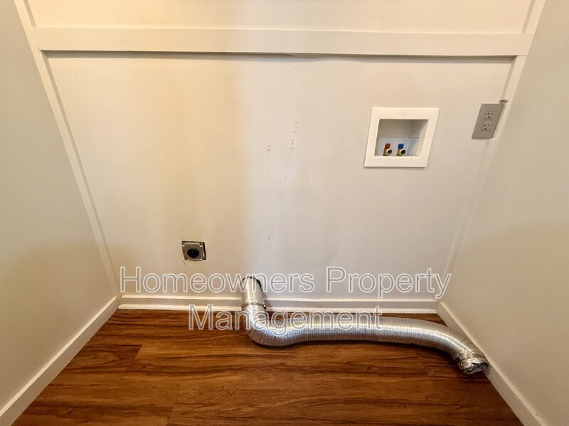 Charming 3-Bedroom Raeford Home with 2 Full Baths at 113 N Wright St in Raeford property image