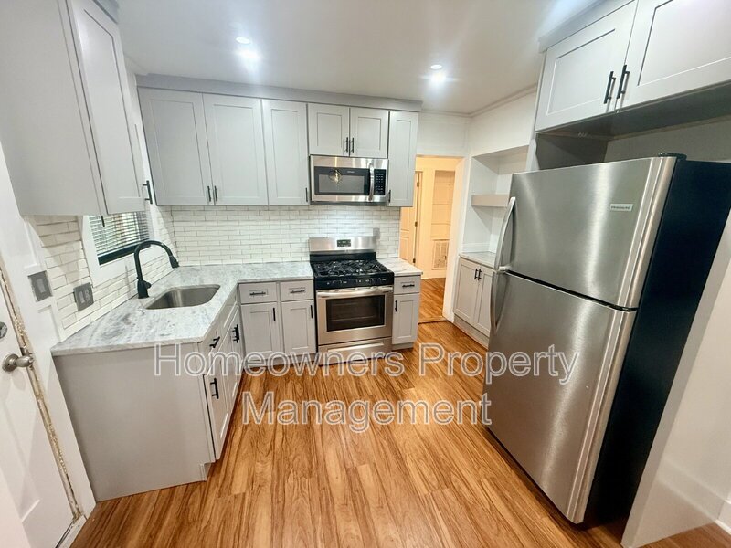 Charming 3-Bedroom Raeford Home with 2 Full Baths at 113 N Wright St in Raeford property image