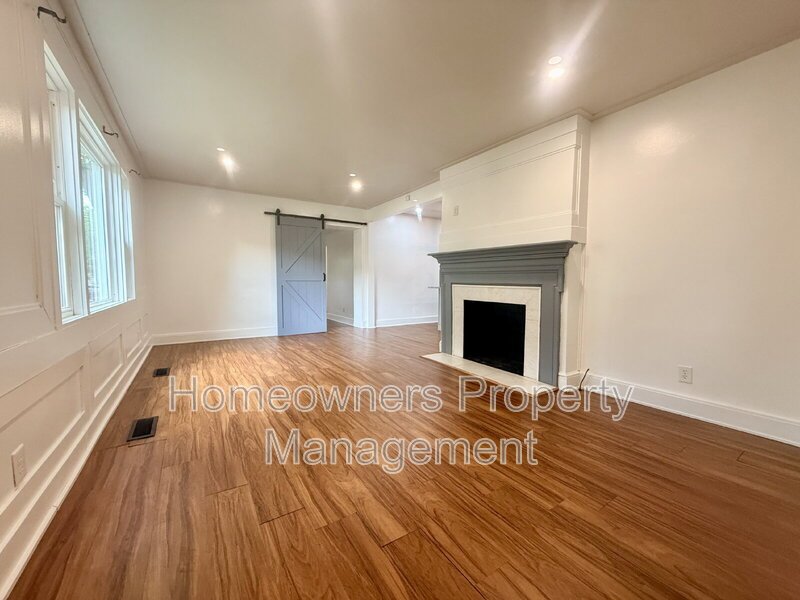 Charming 3-Bedroom Raeford Home with 2 Full Baths at 113 N Wright St in Raeford property image