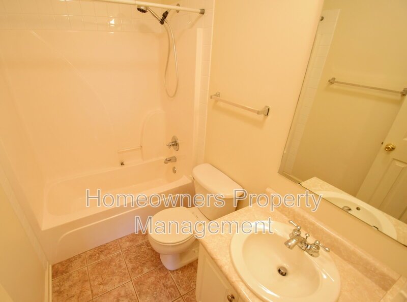 Delightful 3-Bedroom Retreat with 2 Full Baths at 127 Blue Water Dr, Raeford - Spacious 1850 Sq Ft Living! property image
