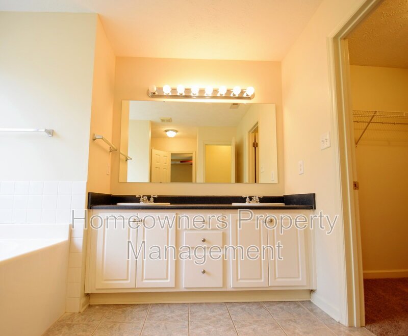 Delightful 3-Bedroom Retreat with 2 Full Baths at 127 Blue Water Dr, Raeford - Spacious 1850 Sq Ft Living! property image