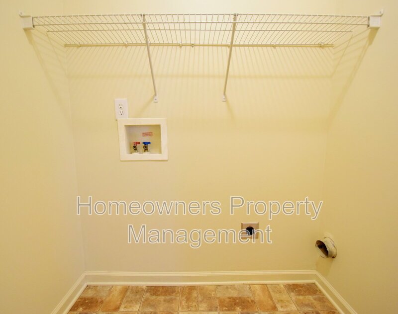 Delightful 3-Bedroom Retreat with 2 Full Baths at 127 Blue Water Dr, Raeford - Spacious 1850 Sq Ft Living! property image