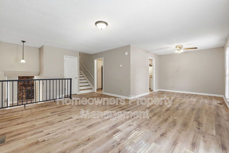 Delightful 3-Bed Haven with 2.5 Baths and Spacious 1667 Sq Ft at 1902 Paisley Ave, Fayetteville! property image