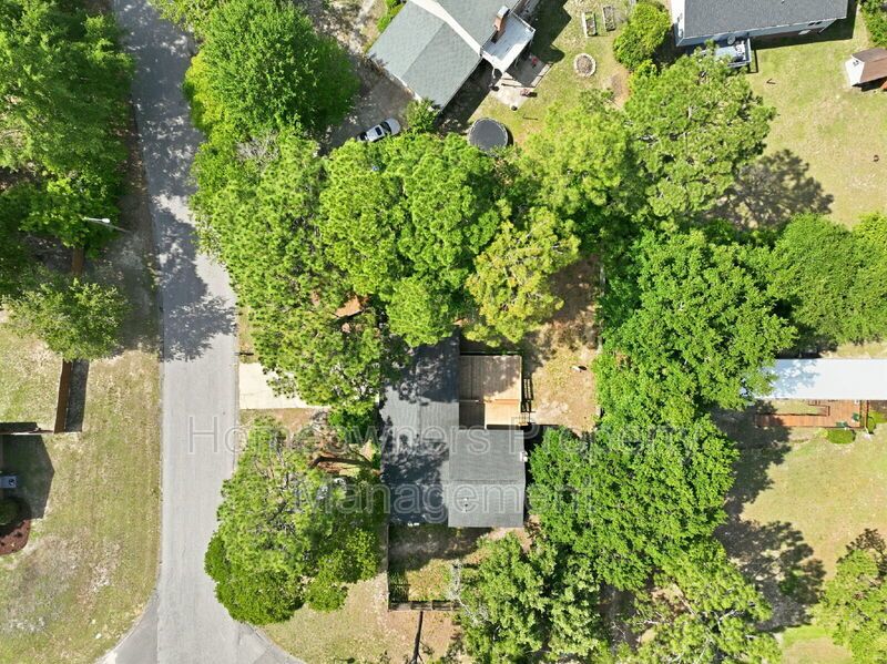 Delightful 3-Bed Haven with 2.5 Baths and Spacious 1667 Sq Ft at 1902 Paisley Ave, Fayetteville! property image