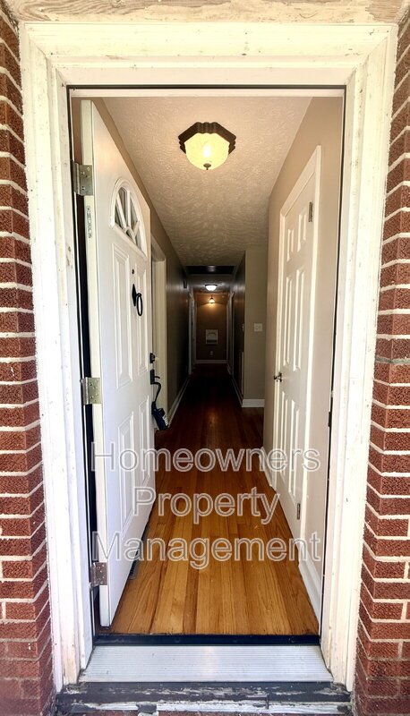 Delightful 3-Bed, 2-Bath Retreat with 1,559 Sq Ft of Comfort on Cherokee Drive! property image