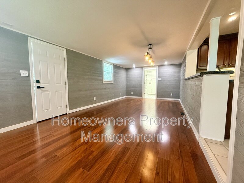 Delightful 3-Bed, 2-Bath Retreat with 1,559 Sq Ft of Comfort on Cherokee Drive! property image