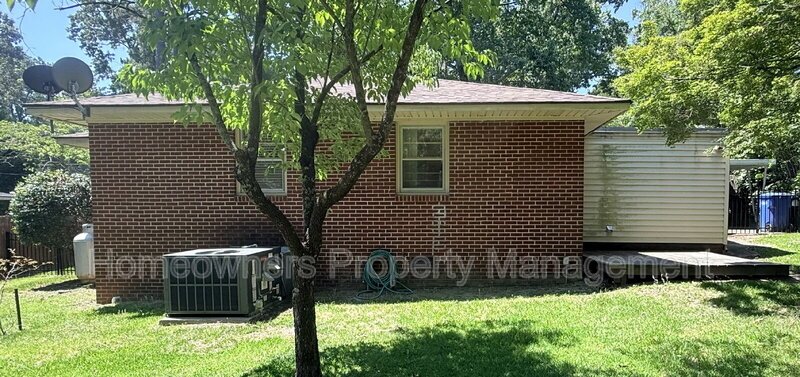Delightful 3-Bed, 2-Bath Retreat with 1,559 Sq Ft of Comfort on Cherokee Drive! property image
