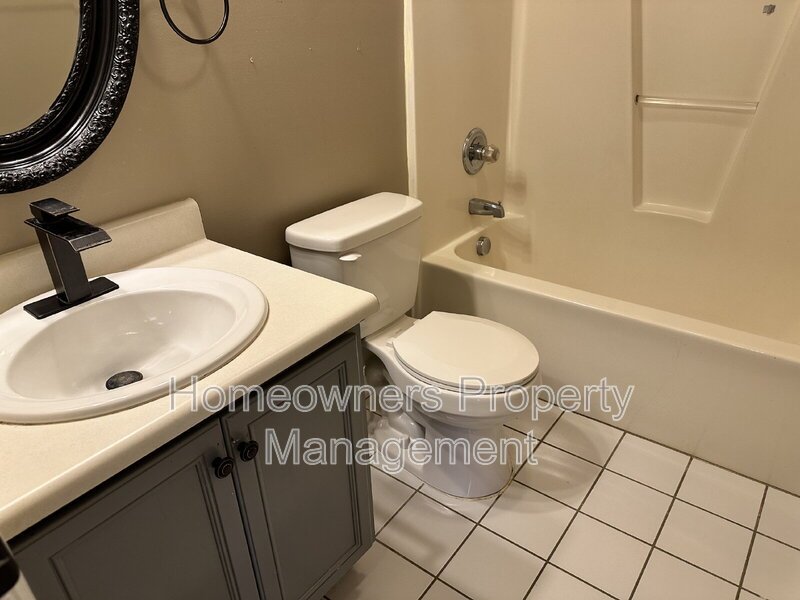 1311 Shoshone Pl property image