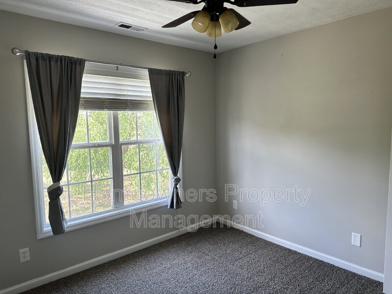 1311 Shoshone Pl property image