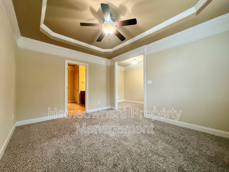 Amazing 2-Bed Home with 2.5 Baths in Fayetteville's Prime Location property image