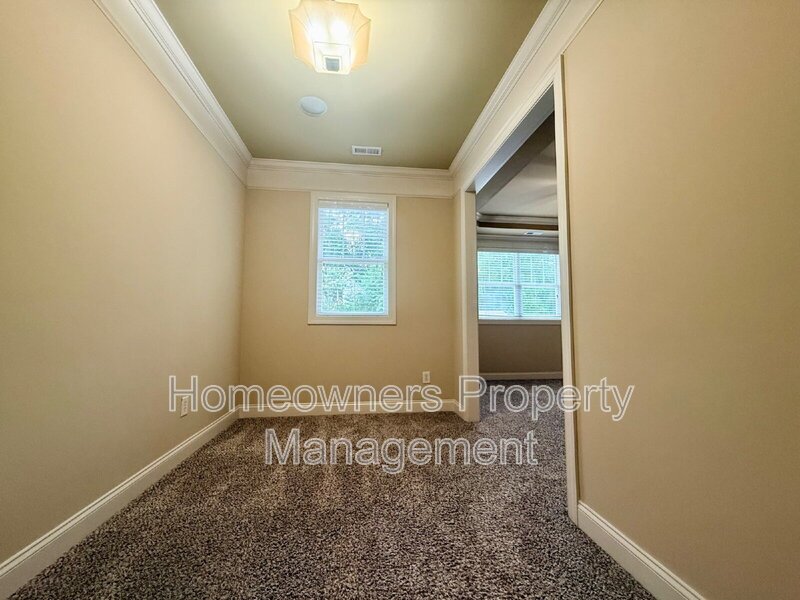 Amazing 2-Bed Home with 2.5 Baths in Fayetteville's Prime Location property image
