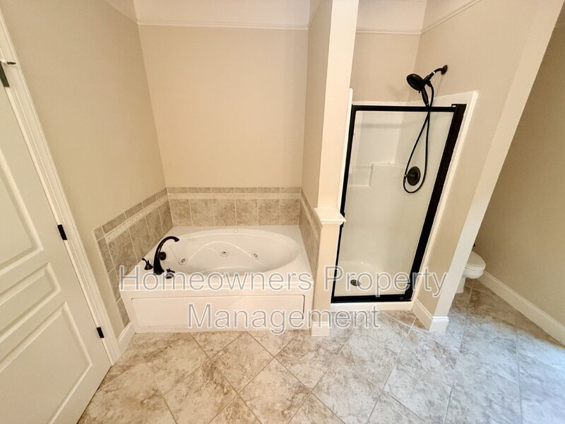 Amazing 2-Bed Home with 2.5 Baths in Fayetteville's Prime Location property image