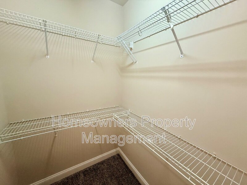 Amazing 2-Bed Home with 2.5 Baths in Fayetteville's Prime Location property image