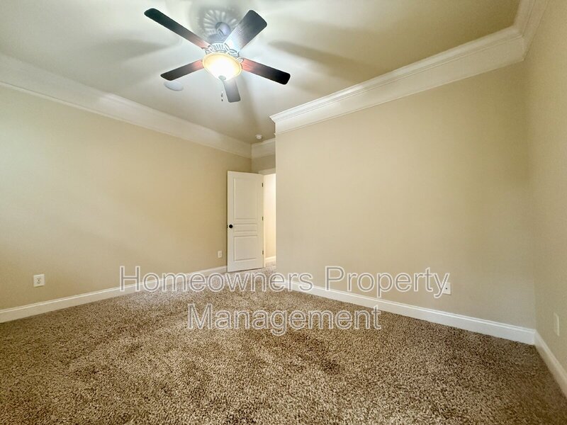 Amazing 2-Bed Home with 2.5 Baths in Fayetteville's Prime Location property image